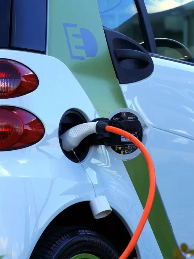 lithium ion battery on electric car